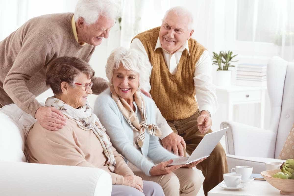 condomínio para idosos terceira idade