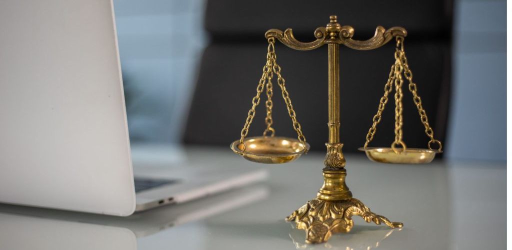 O uso de procuração em assembleias está amparado pela legislação brasileira