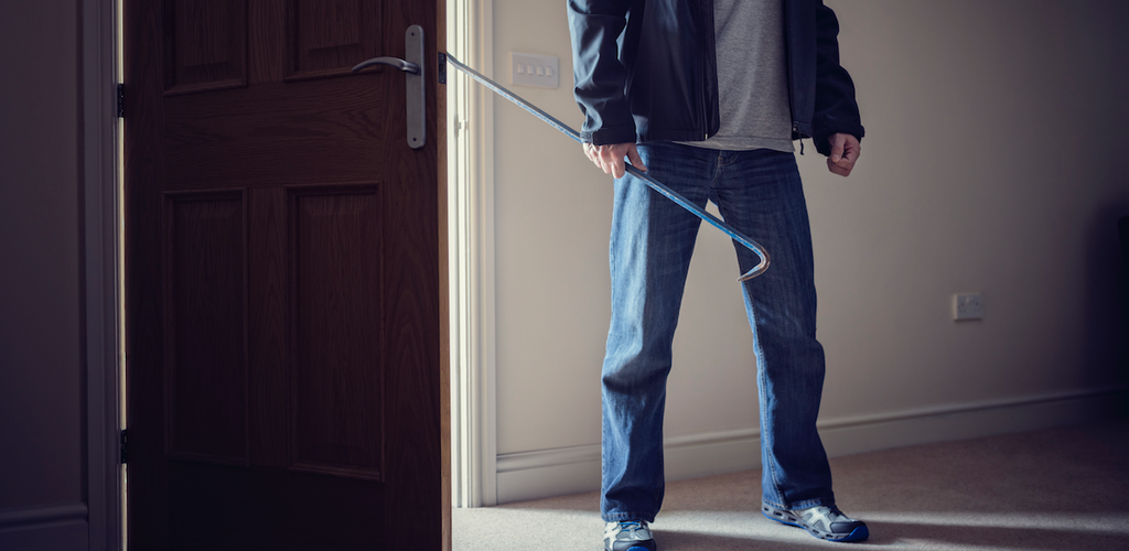 condomínio é responsável por furto em apartamento