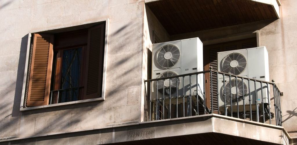 regras de condomínio ar condicionado fachada